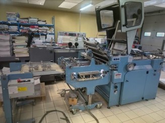 Folding machine